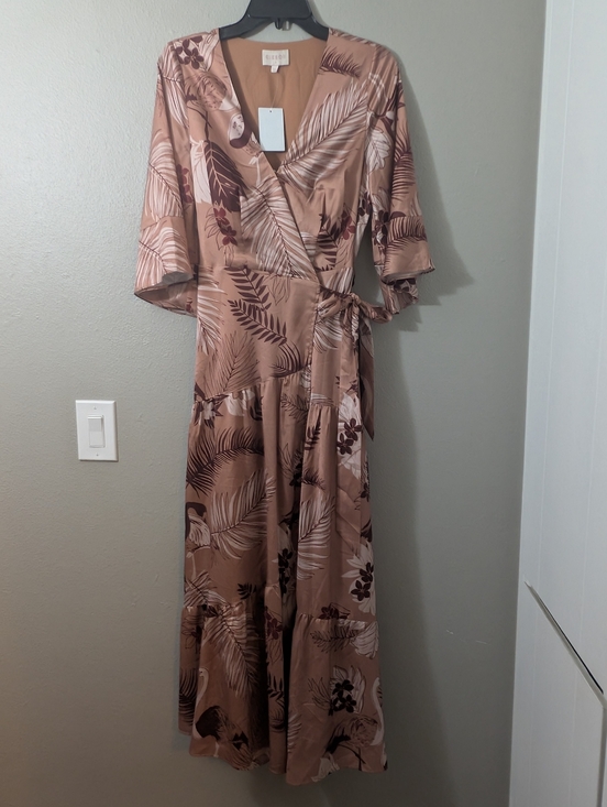 Ciebon Qwynn Maxi Dress Women's Blush Pink Floral Wrap Maxi Dress - Picture 5 of 9